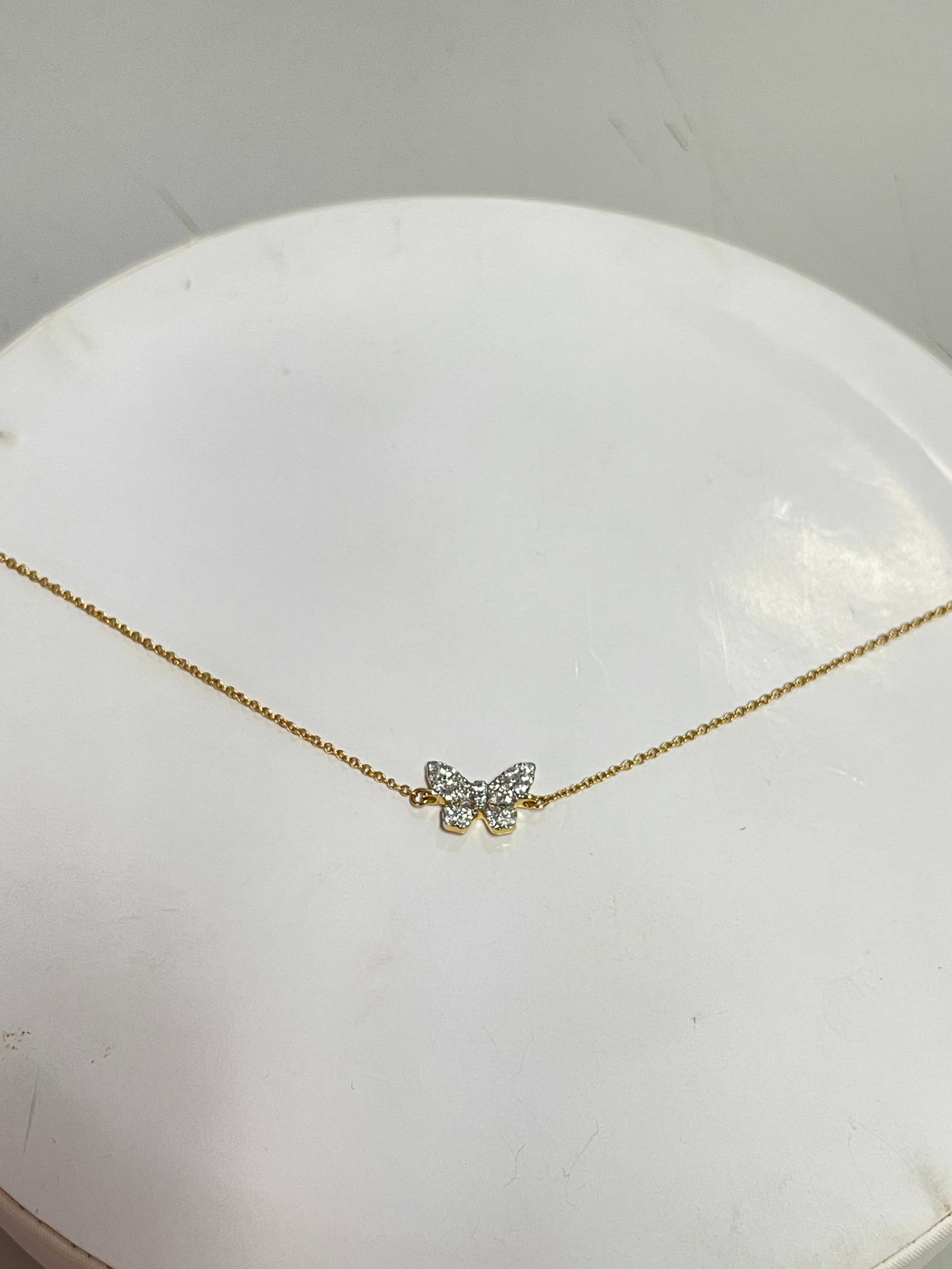 NG413 นคร เจมส์ สร้อยข้อมือเพชรแท้ดีไซน์รูปผีเสื้อ ทองคำแท้18K พร้อมใบรับประกันสินค้า