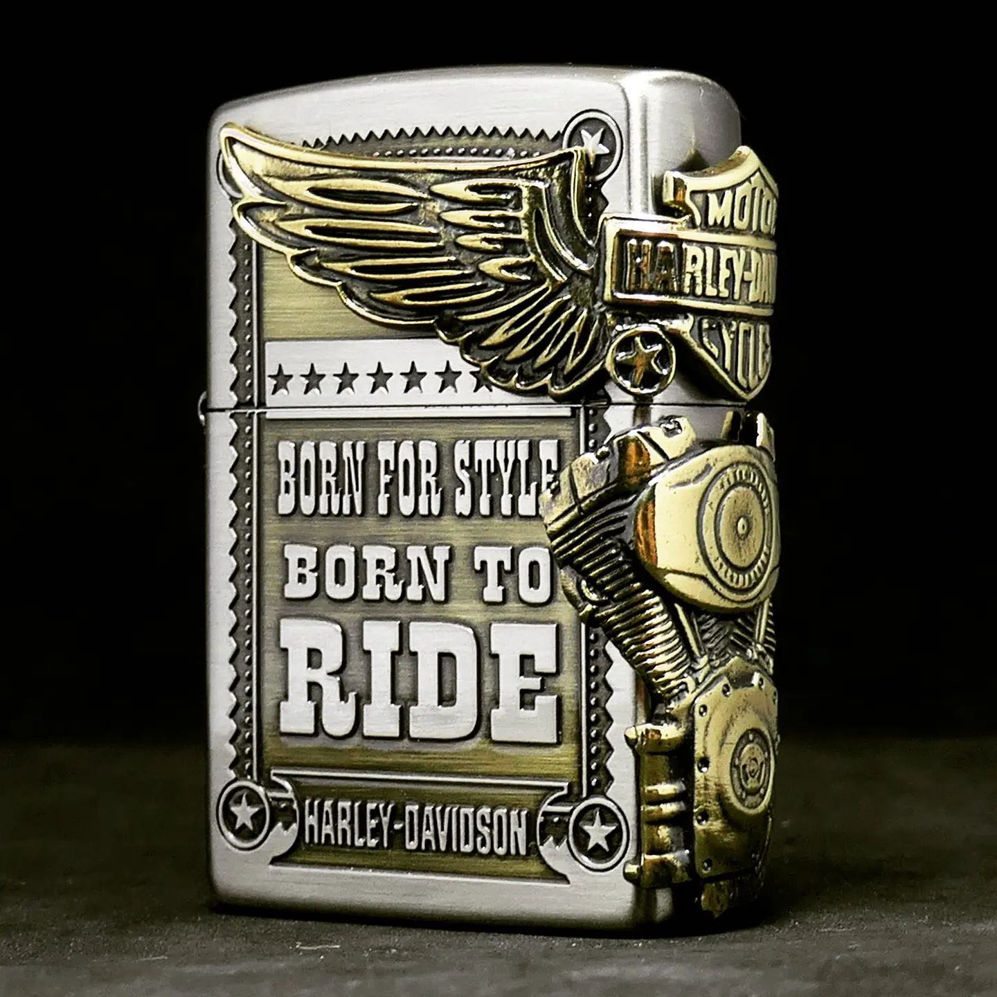 Zippo ไฟแช็กรุ่น HDP-27 Harley Davidson - Engine Wings (Born to Ride)