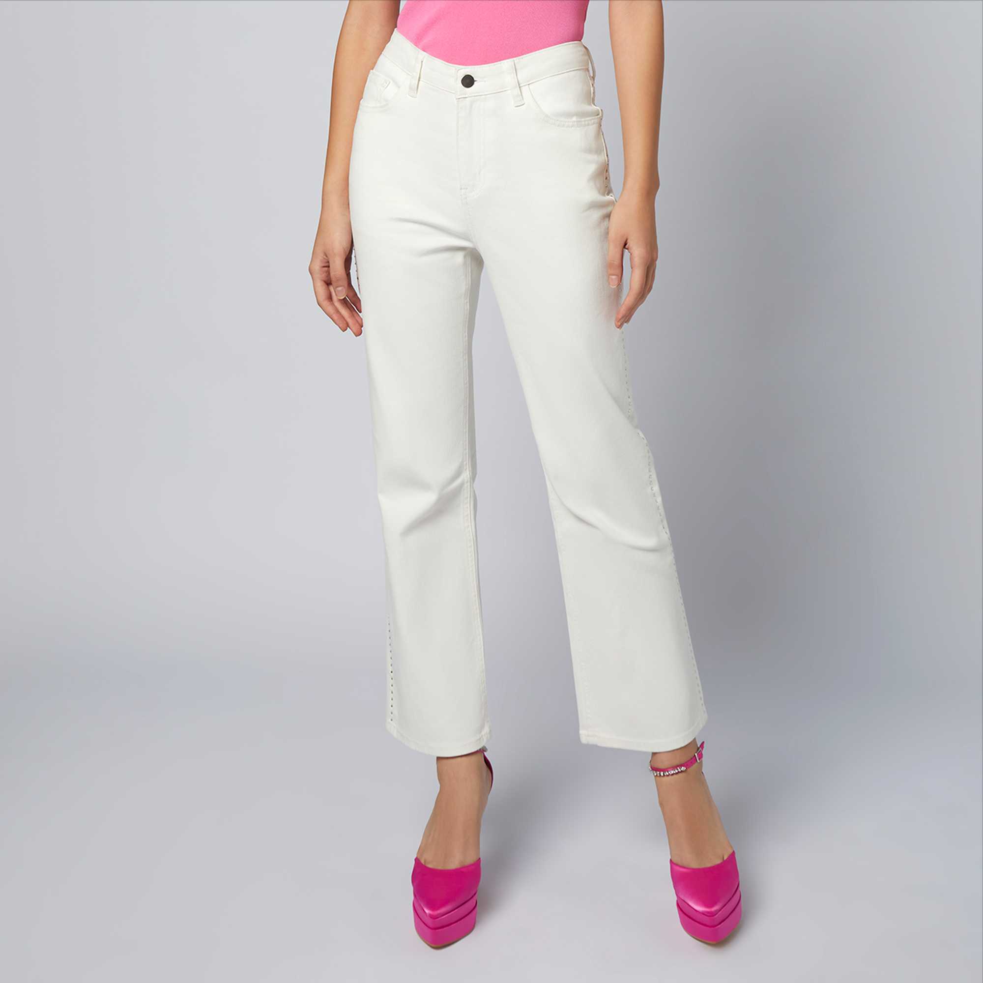 กางเกงทรงบูทคัตแต่งคริสตัล | Bootcut Jeans with Crystal Detail | 06349