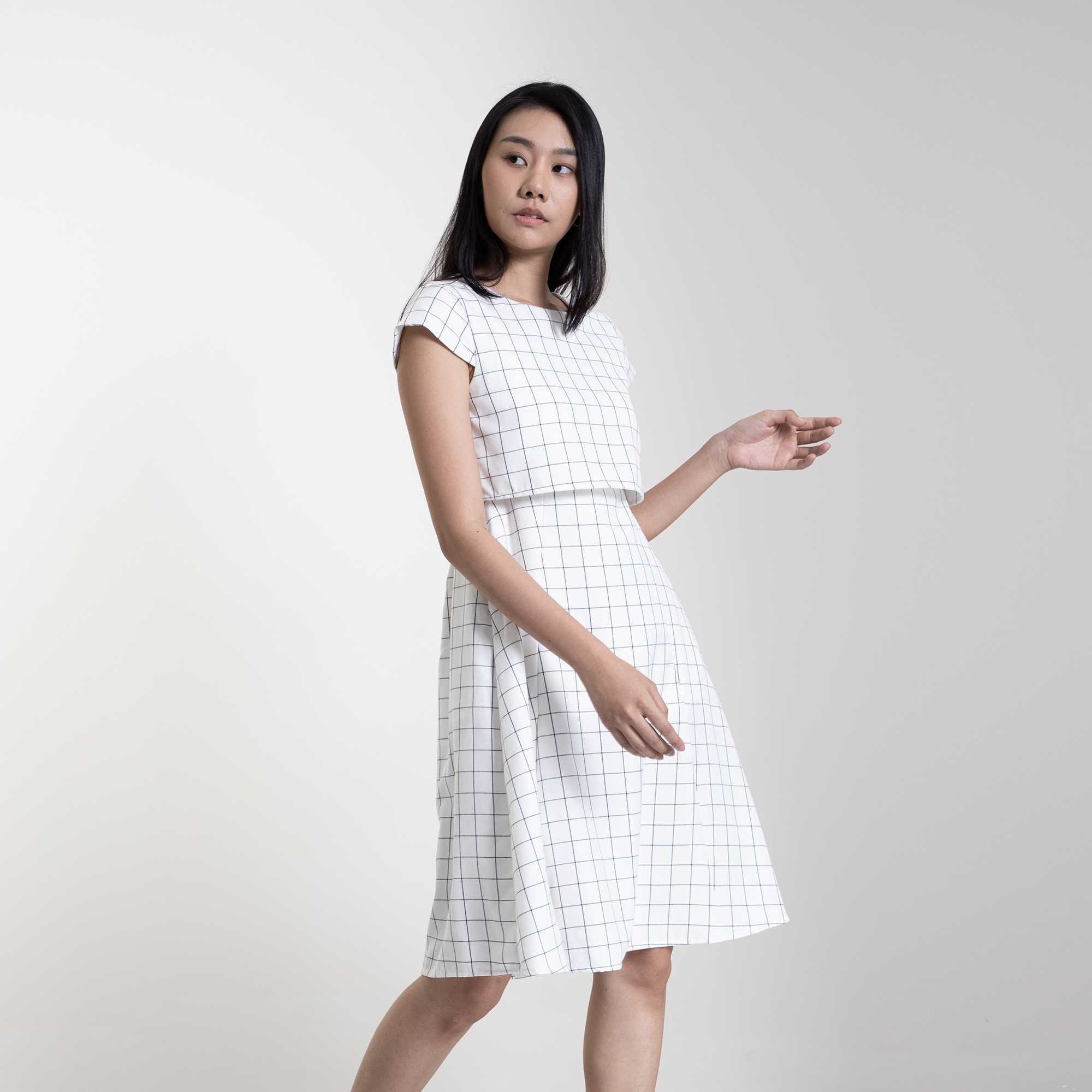 QueenCows ชุดให้นม  Roine A Line Dress (White
