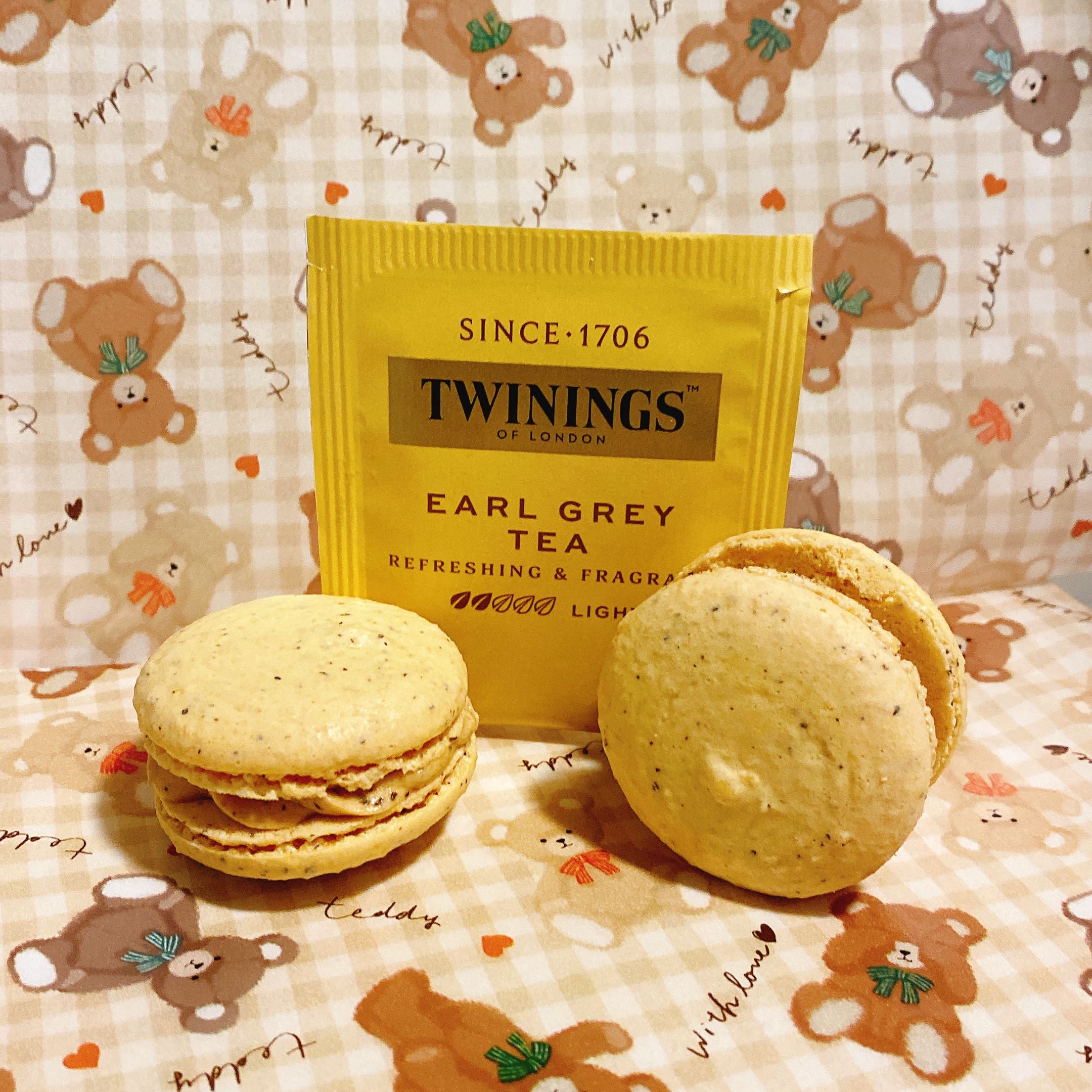 Earl Grey Macaron