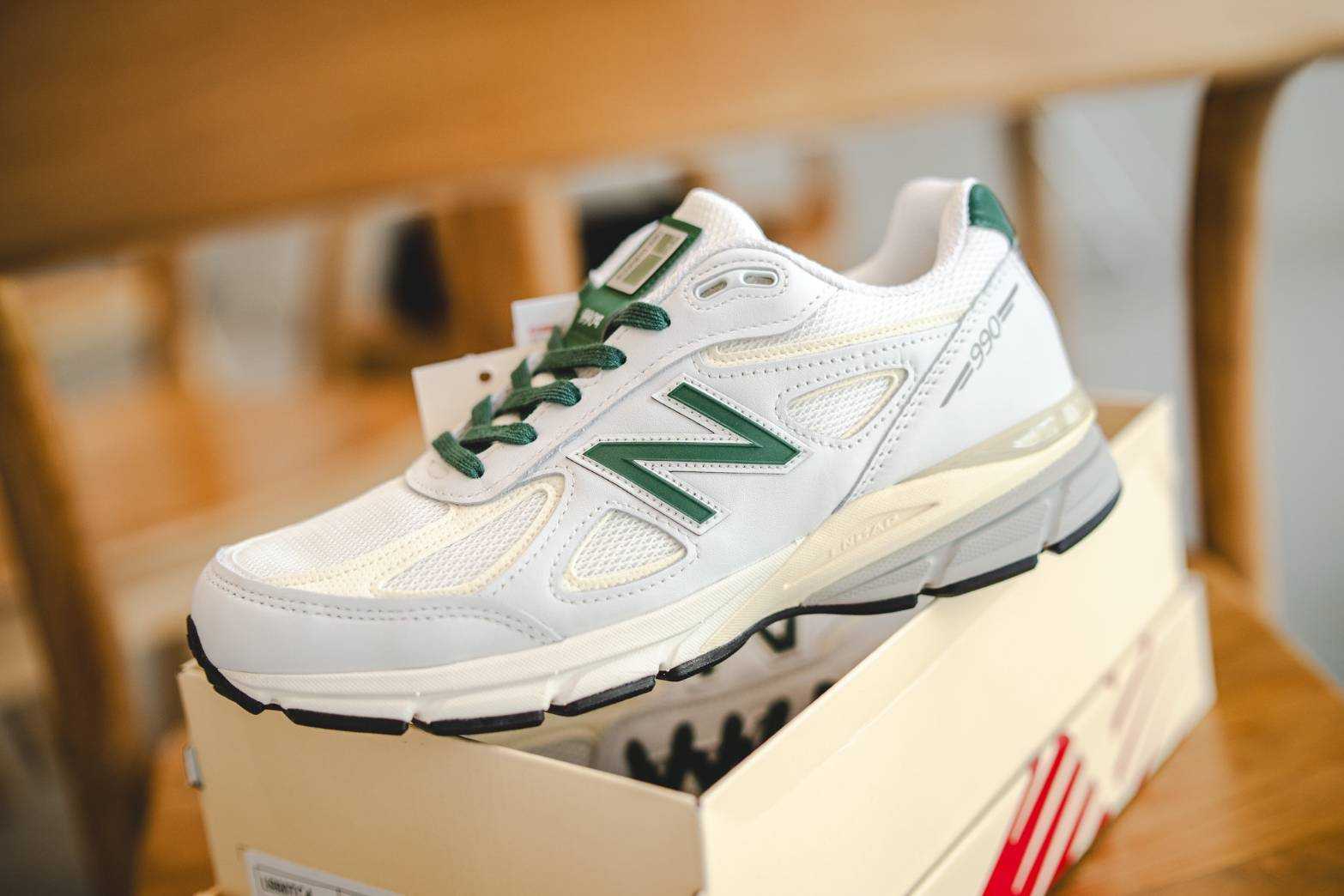 NEW BALANCE U990TC4 ?990V4 MADE IN U.S.A.? MADE IN USA 