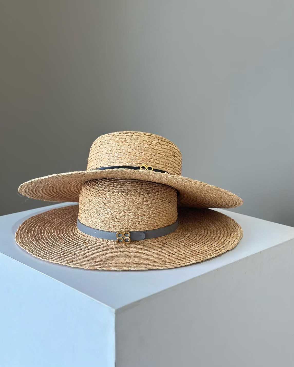De Raffle Boater  hats