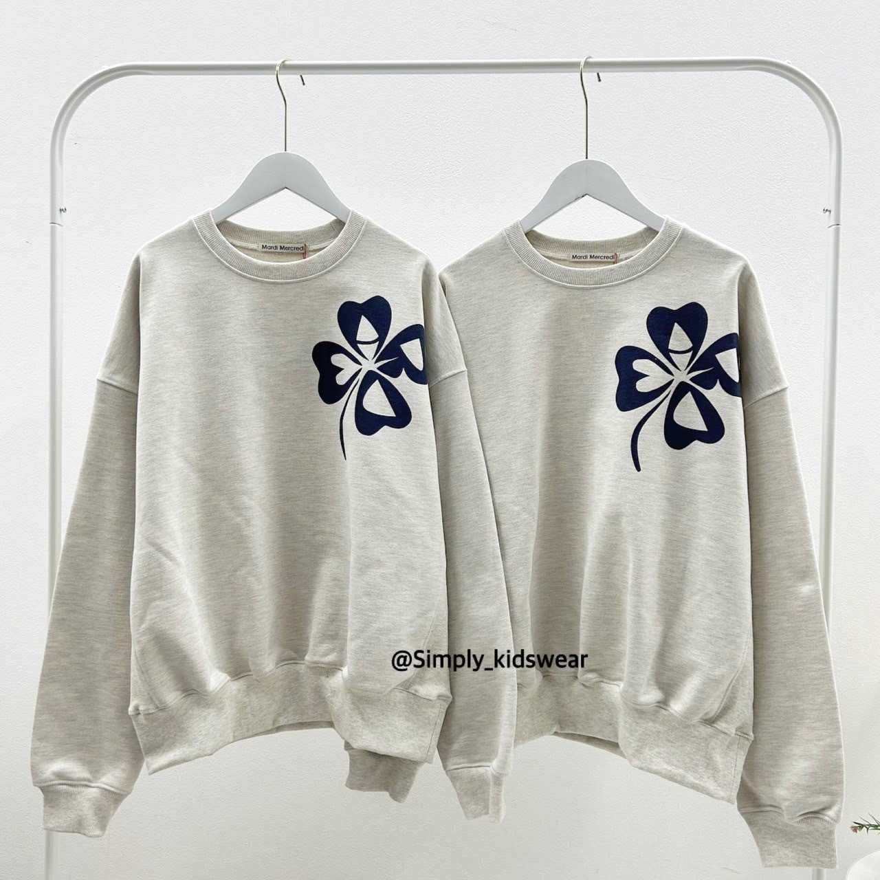 Mardi Clover Sweatshirt _Oatmeal/ Navy (New Collection)