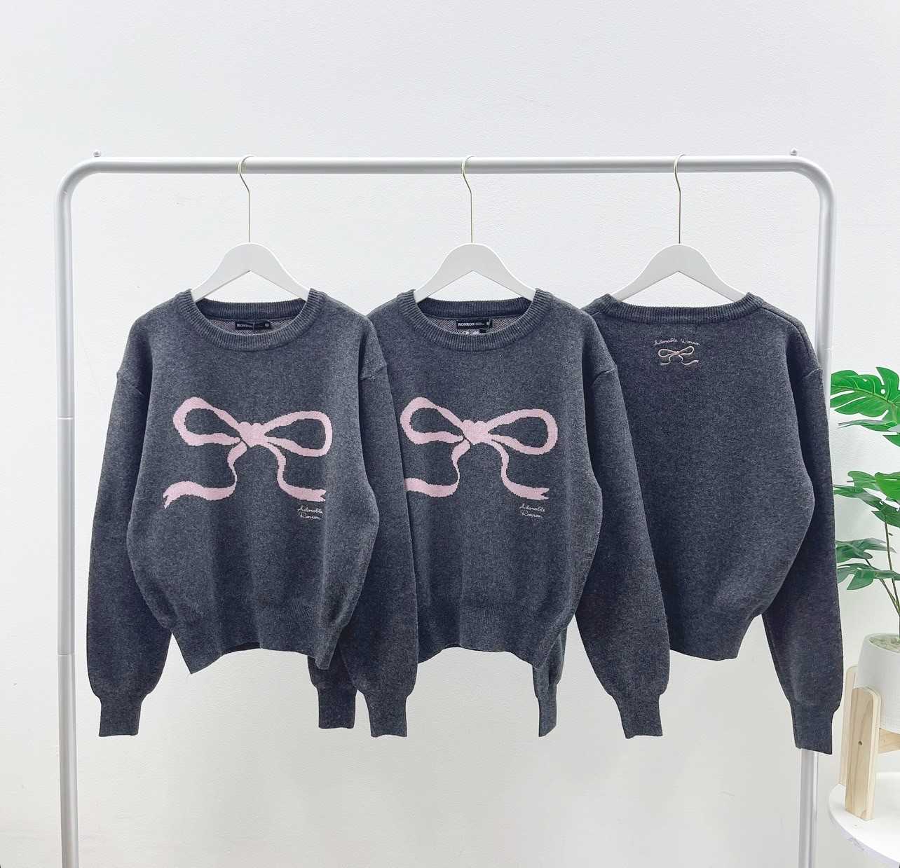 Ronron Heart Ribbon knit sweater (Chacoal)