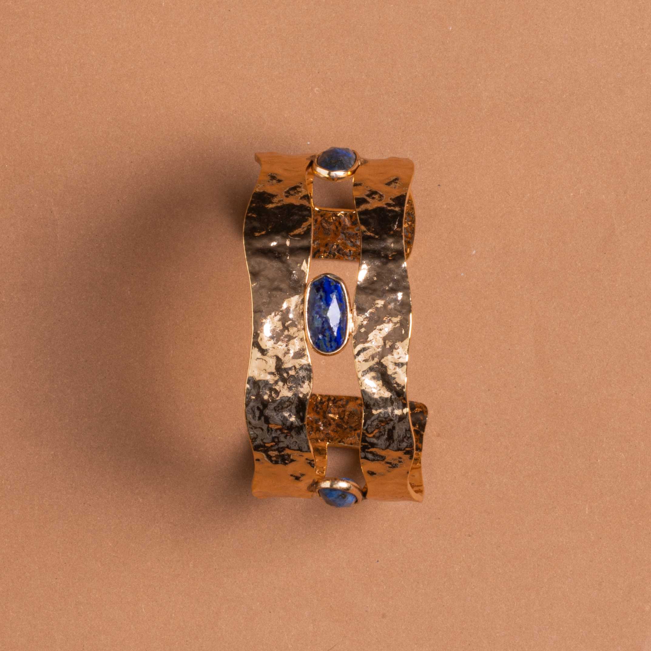 LAPIS LAZULI STUD HAMMERED GOLD CUFF