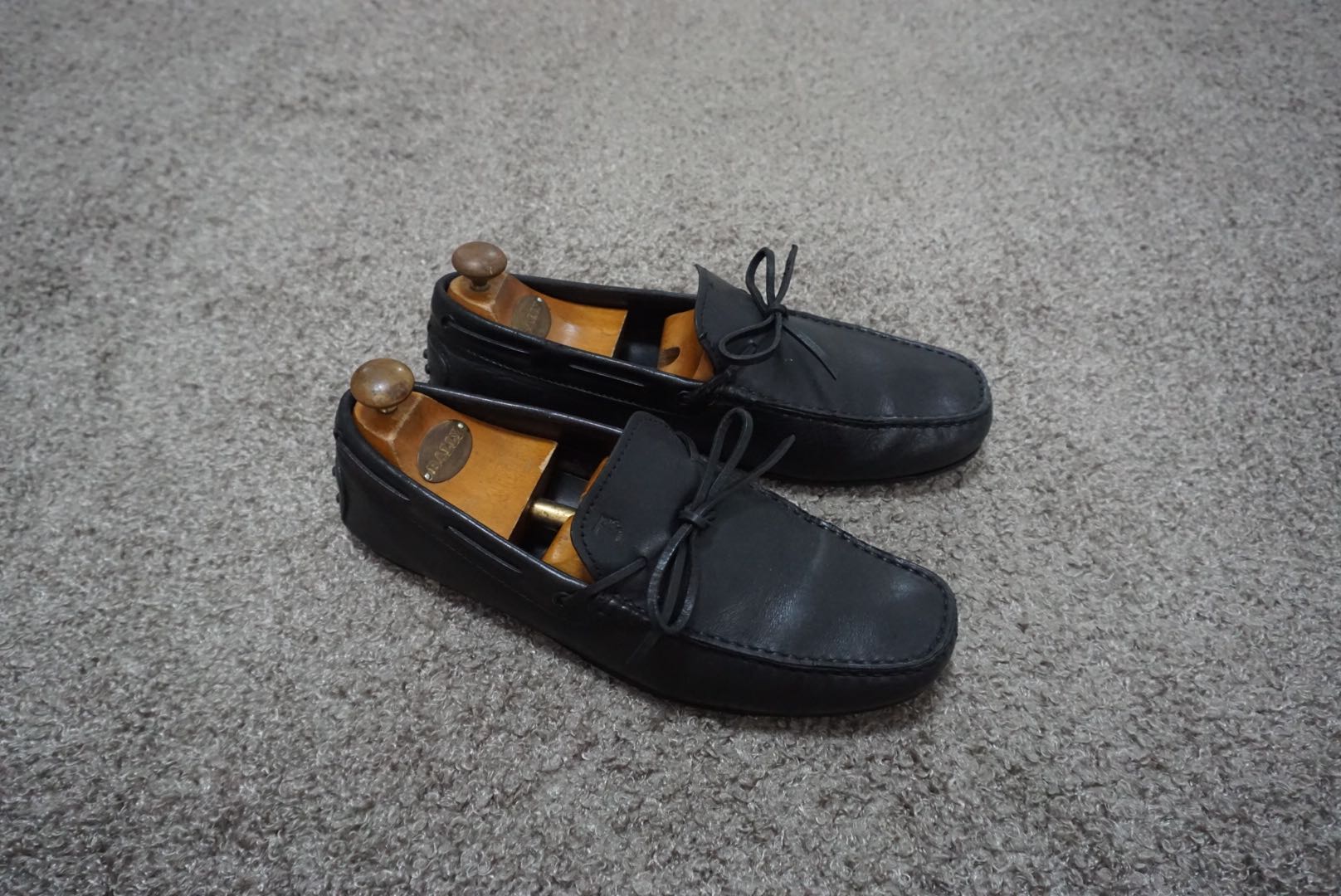 TOD'S Gommino City Driving Shoes Size 6