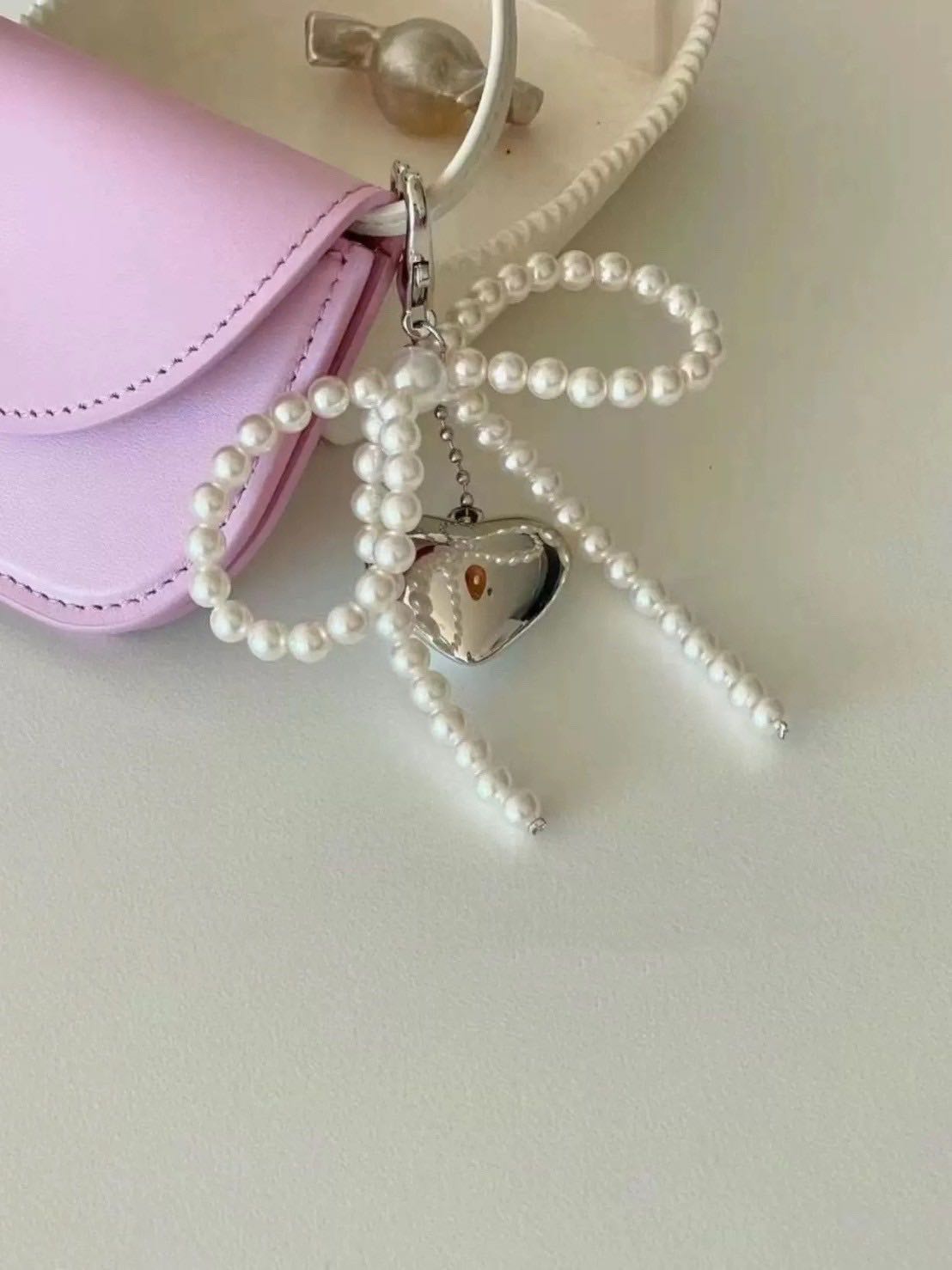 พวงกุญแจ 𝑲𝒆𝒚 𝒓𝒊𝒏𝒈 𝒉𝒆𝒂𝒓𝒕 𝒑𝒆𝒂𝒓𝒍 🫶🏻🫧🎀 Twinnies Decor