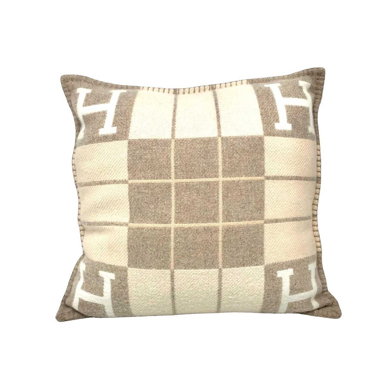 New Hermes Avalon pillow size50x50 coco camomille wool/cashmere