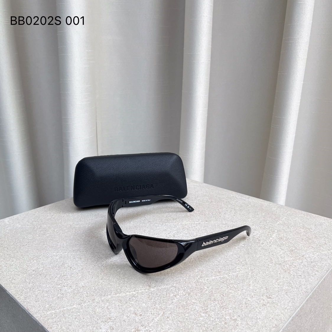 BALENCIAGA sunglasses / 202S