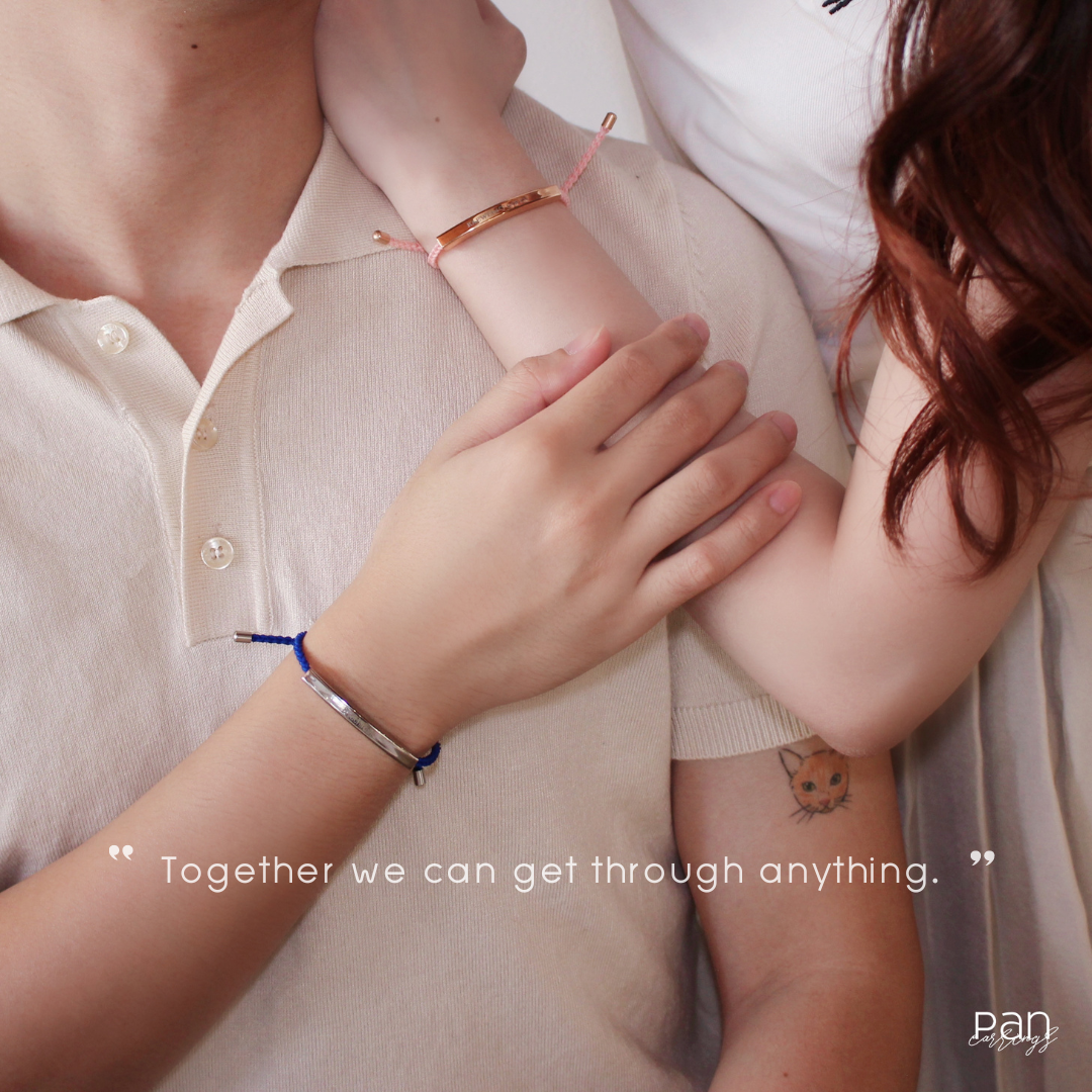 เลื่อนดูเมนูสลักในรูป TOGETHER  กำไลสแตนเลส304 สลักชื่อฟรี ไม่เปิดเก็บปลายทาง LS0056-LS0063