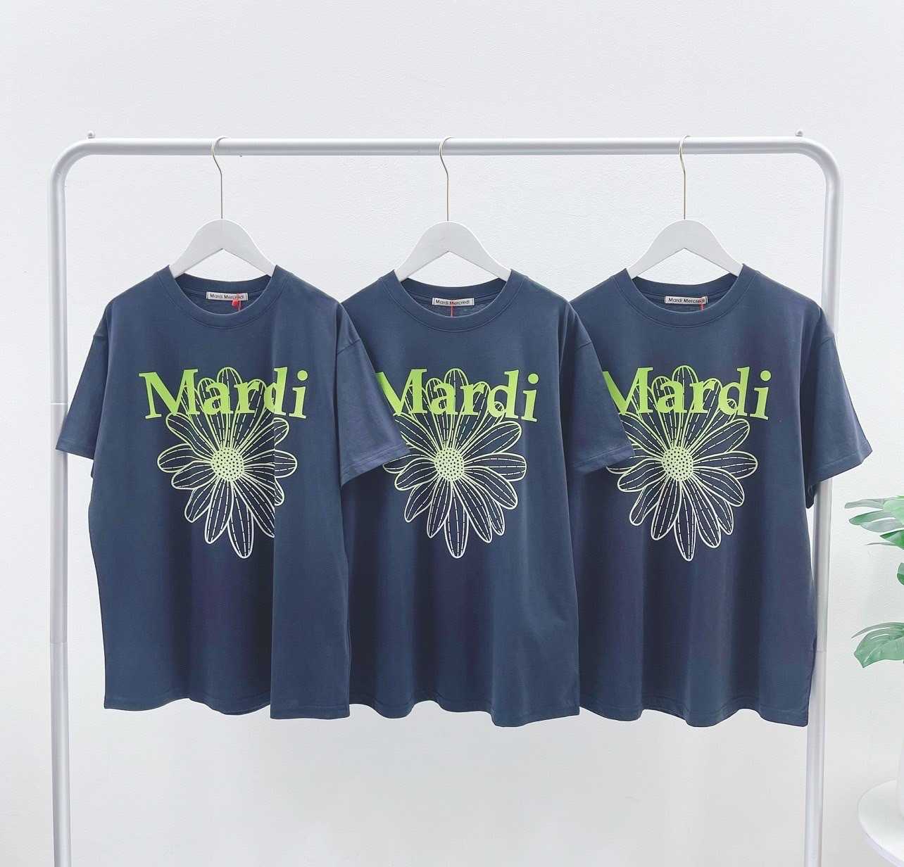 Mardi Flower T-Shirt