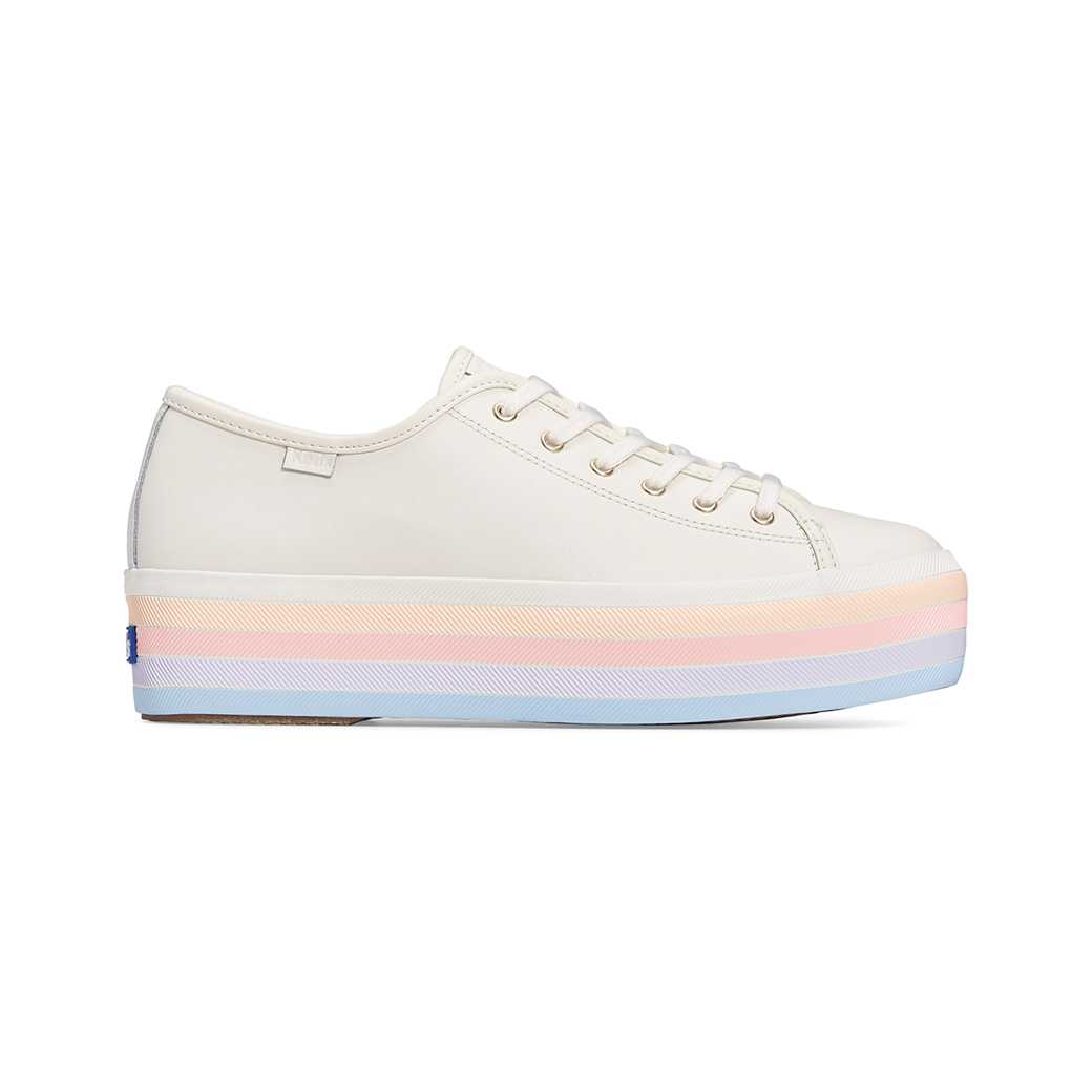 รองเท้าผ้าใบหนัง มีส้น รุ่น TRIPLE UP LEATHER MULTI STRIPE FOXI สีขาว WH67845