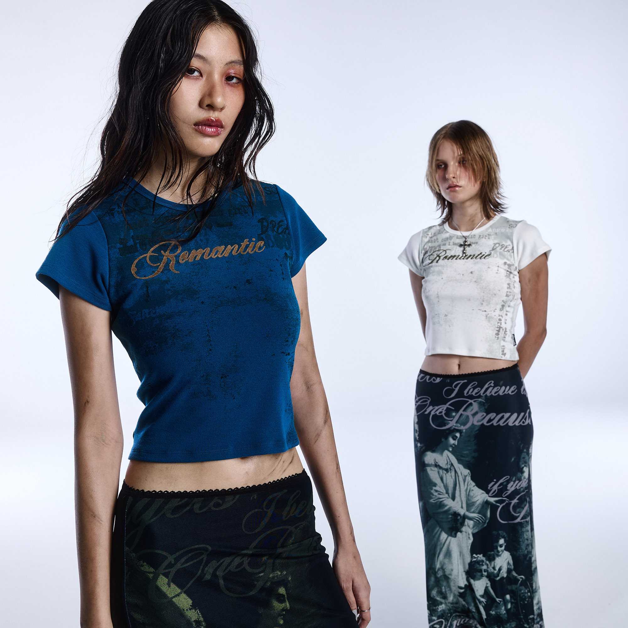 ROMANTIC TEE