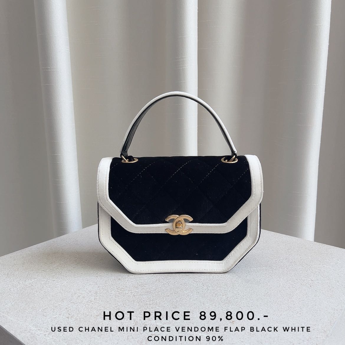 USED Chanel mini place vendome flap - black white