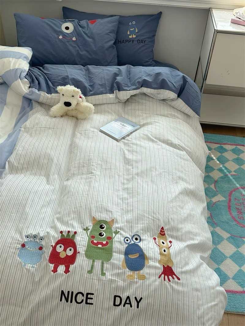 - PREORDER - ชุดผ้าปูที่นอน ลายการ์ตูน ผ้าคอตตอน100% ( มีขนาด 3.5-6 ฟุต )