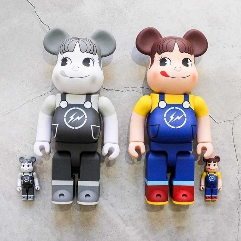 Be@rbrick Peko Milky Conveni 100%+400% set
