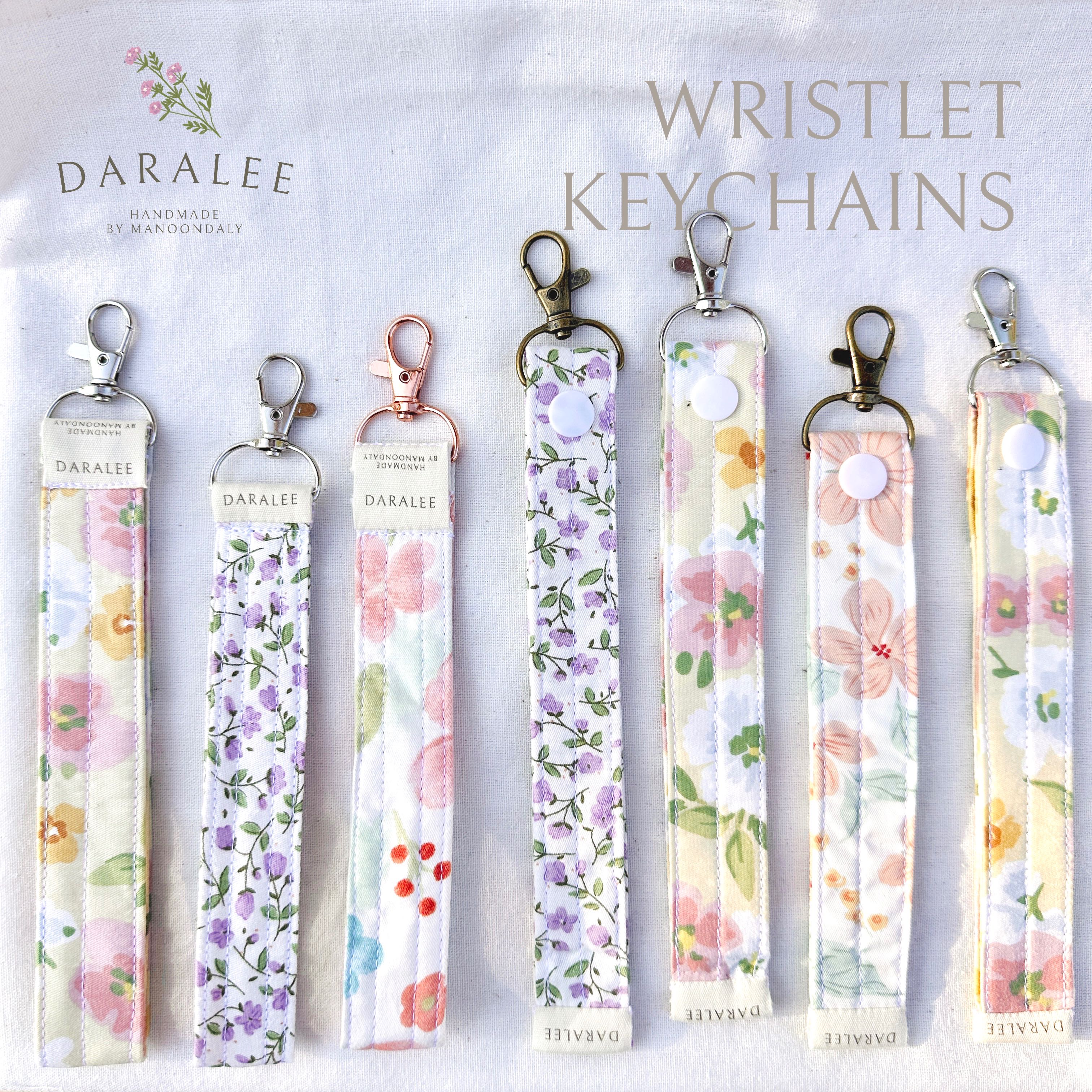 Wristlet Keychain | รบกวนทักไลน์ค่ะ